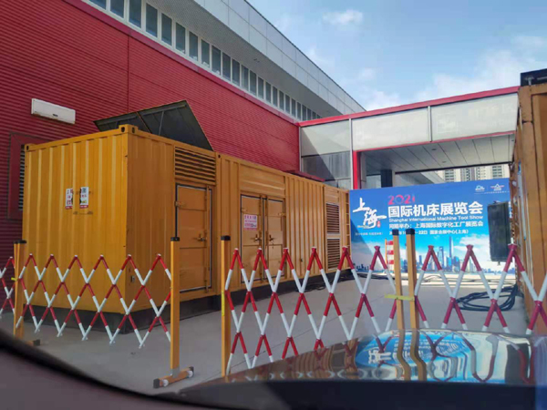 社旗县发电车出租-发电机无电压或电压太低怎么办？